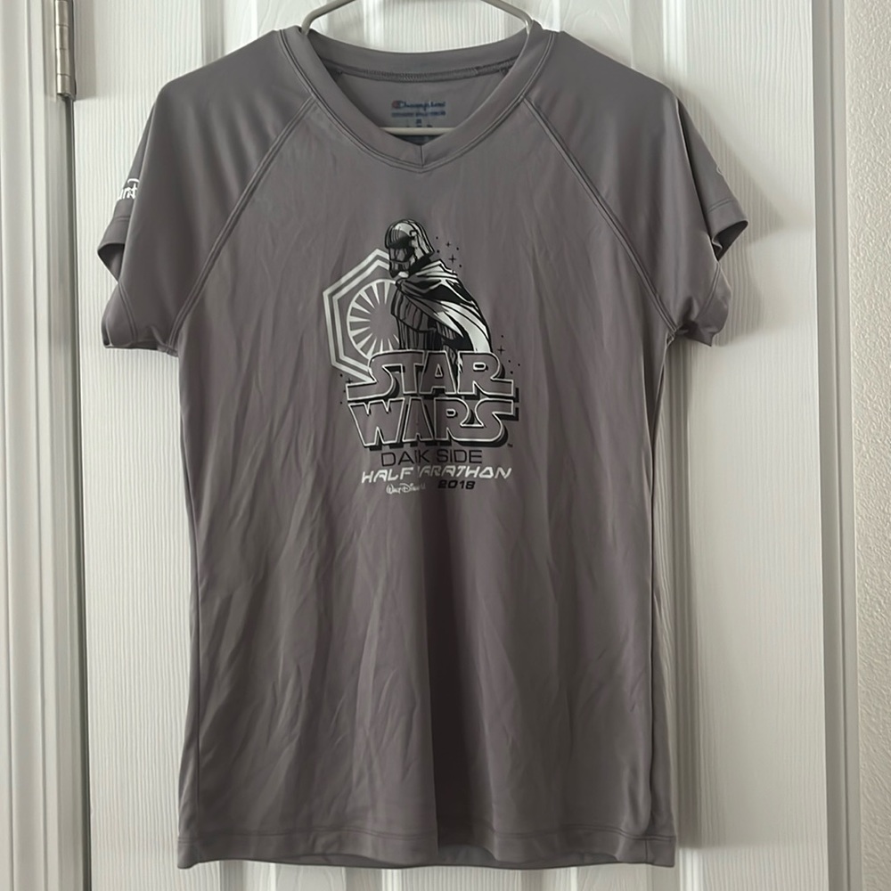 Disney Star Wars Dark Side Half Marathon 2018 Gray shirt size medium